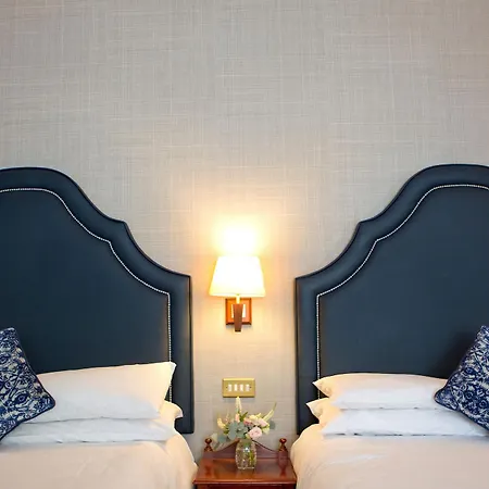 Fitzpatrick Castle Hotel 4*