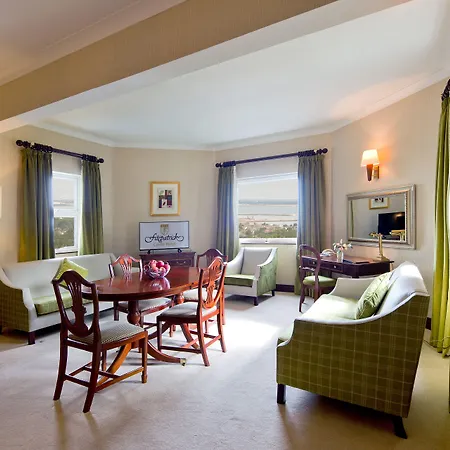 Fitzpatrick Castle 4*