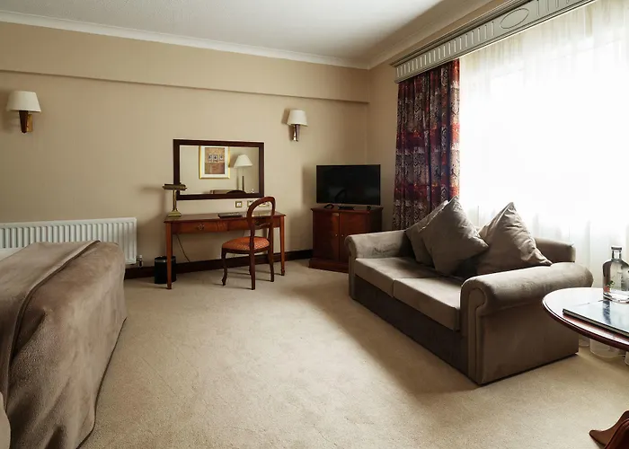 Fitzpatrick Castle Hotel 4*